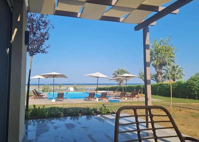 Flamingo View & Appart hôtel Potidée