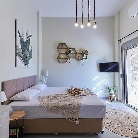 Flamingo View & Apartmanhotel Néa Potídea