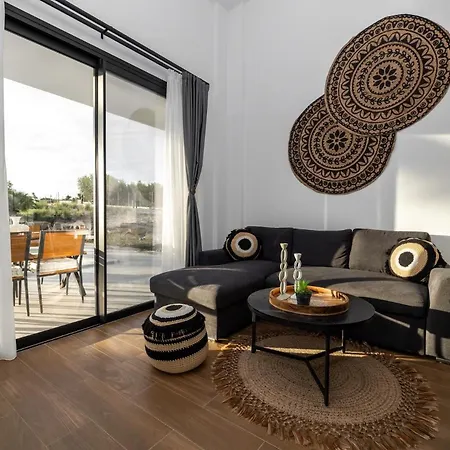 Apart-hotel Flamingo View &