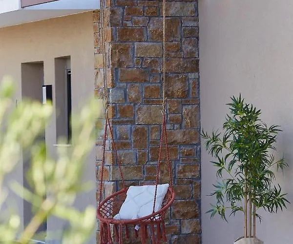 Flamingo View Suites&villas Aparthotel Nea Poteidaia