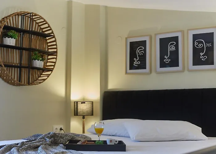 Flamingo View Suites&villas 4*