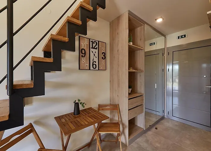 Aparthotel Flamingo View Suites&villas Nea Poteidaia