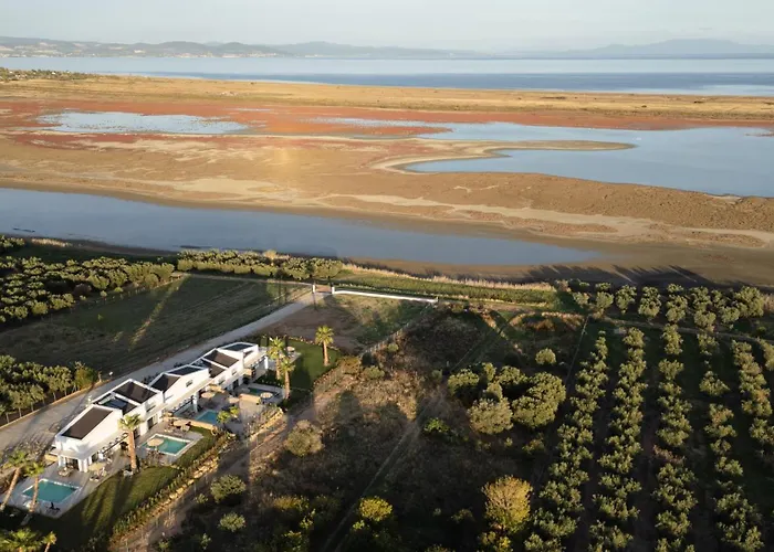 Flamingo View Suites&villas Aparthotel