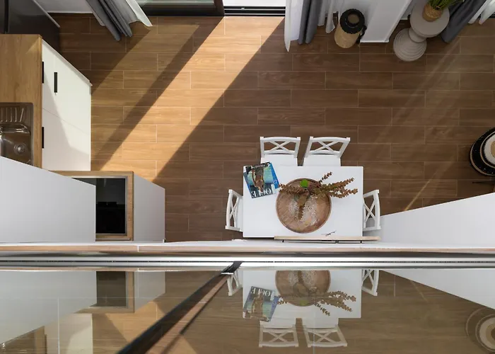 Flamingo View Suites&villas Aparthotel