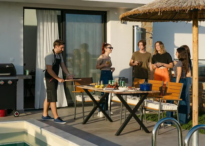 Flamingo View Suites&villas 4*