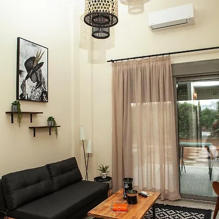 Flamingo View & Ξενοδοχείο με διαμερίσματα