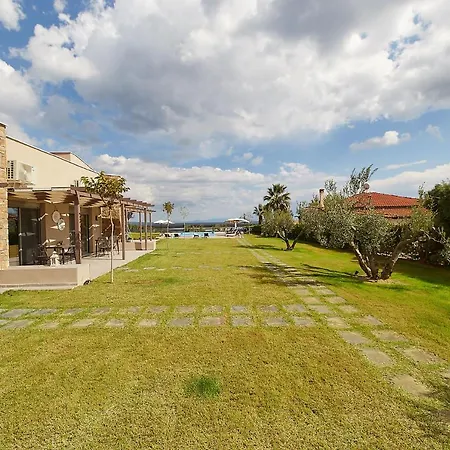 Flamingo View & Ξενοδοχείο με διαμερίσματα Νέα Ποτίδαια