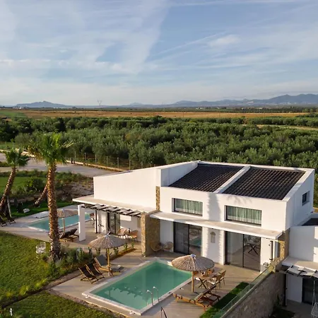 Flamingo View & Ξενοδοχείο με διαμερίσματα 4*