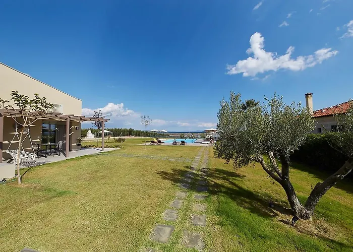 Flamingo View Suites&villas