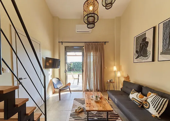 Flamingo View Suites&villas 4*