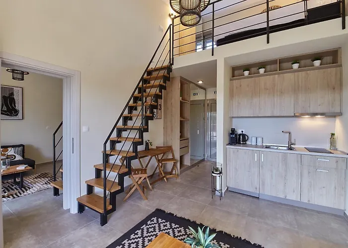 Flamingo View Suites&villas 4*