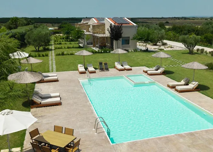 Flamingo View Suites&villas Nea Poteidaia